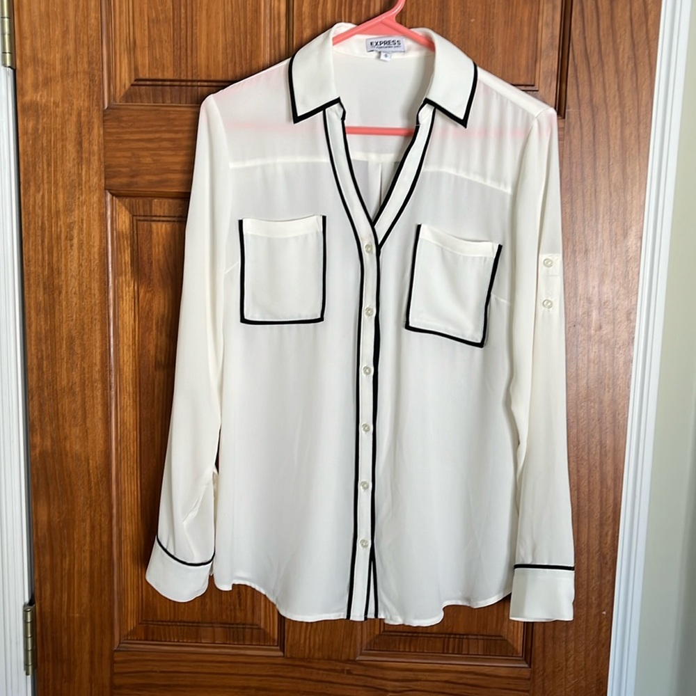 Women’s blouse.  Size M.  By Express.